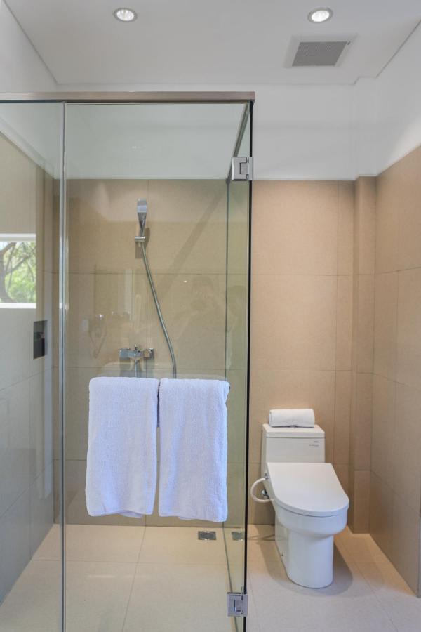 K Gallery Hotel Pasuruan Ngoại thất bức ảnh