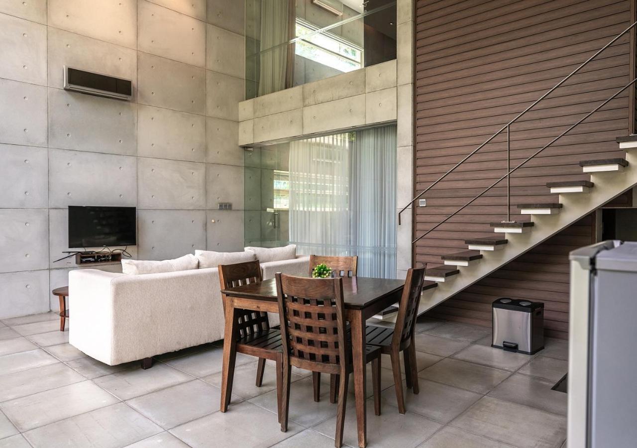 K Gallery Hotel Pasuruan Ngoại thất bức ảnh
